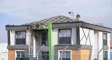 GES santralindeki idari binanın çatısında çıkan yangın söndürüldü