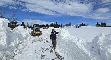 Giresun'un turizm merkezi Kulakkaya Yaylası'nda kar kalınlığı 2 metreyi buldu