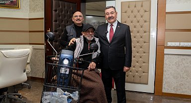 Gölbaşı Belediye Başkanı Odabaşı, vatandaş ve personelle bayramlaştı