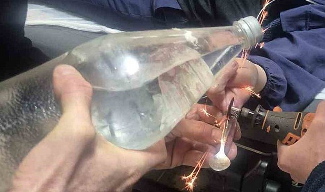 Gönen'de parmağa sıkışan yüzük itfaiye tarafından kesildi