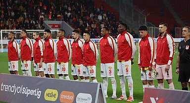 Göztepe'yi nisan ayında zorlu bir fikstür bekliyor