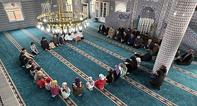 Güçlükonak Kaymakamı Memiş, miniklerin Kur'an sevincine ortak oldu