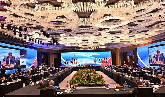 Güneydoğu Asya Uluslar Birliği'nden "Orta Doğu'da derhal ateşkes" çağrısı