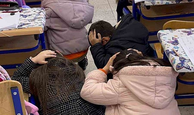 Güzelyurt'ta ilkokul öğrencilerine yangın ve deprem tatbikatı