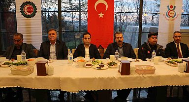 Hak-İş Diyarbakır İl Başkanlığı üyeleri iftarda buluştu