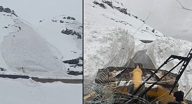 Hakkari'de düşen çığ görüntülendi