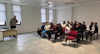 Hastane personeline atık yönetimi eğitimi