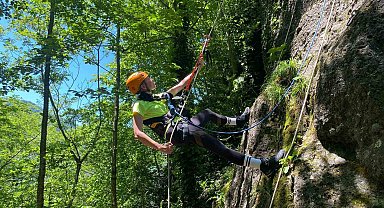 Hayat kurtaran ellerden 8 Mart mesajı