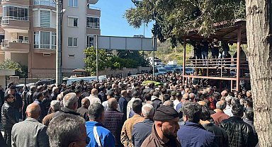 Hayatını kaybeden Zafer Partisi Alanya İlçe Başkanı son yolculuğuna uğurlandı