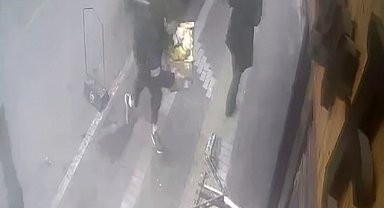 Hayrabolu'da beton dubaya takılan vatandaşın zor anları kamerada