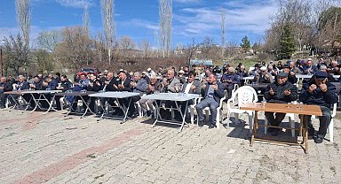 Hisarcık'ta depremde hayatını kaybedenler için mevlit ve hayır yemeği