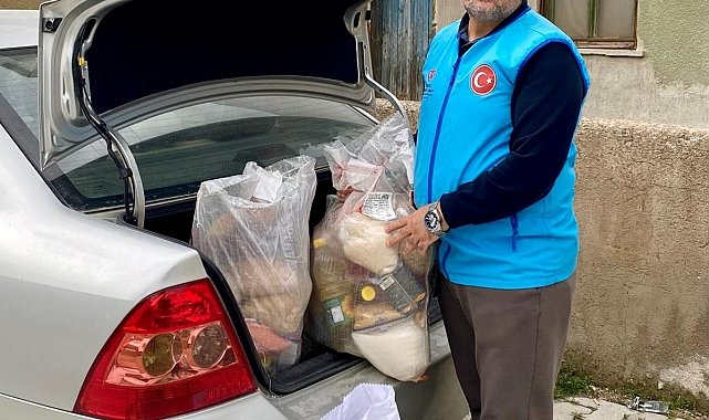 Hisarcık'ta fedakâr imam kapı kapı dolaşıp ihtiyaç sahiplerine yardım ulaştırıyor