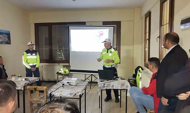 Hisarcık'ta güvenli traktör kullanımı eğitimi verildi