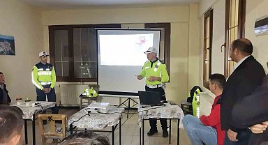 Hisarcık'ta güvenli traktör kullanımı eğitimi verildi