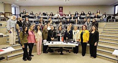 HKÜ'de "4. İlham Veren Kadınlar Buluşması" gerçekleştirildi