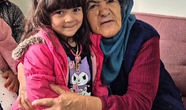 Honazlı gençlerden Yaşlılar Haftasında anlamlı ziyaret