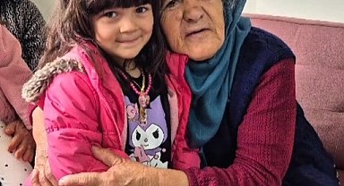 Honazlı gençlerden Yaşlılar Haftasında anlamlı ziyaret