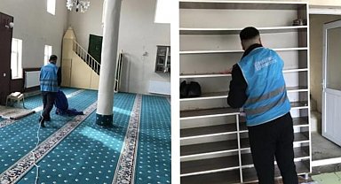 Hükümlüler camiler için seferber oldu