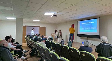 Huzurevi sakinlerine güvenli teknoloji eğitimi verildi