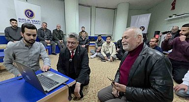 İçişleri Bakan Yardımcısı Ali Çelik, Kütahya'daki sahur programına canlı bağlantıyla katıldı