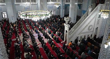 Iğdır'da bayram namazı kılındı