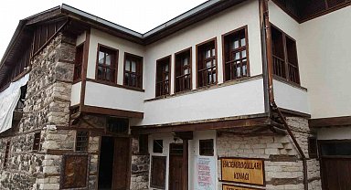 İki asırlık Emiroğlu Konağı tarihe ışık tutuyor