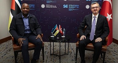 İletişim Başkanı Duran, Mozambik Devlet İdaresi ve Kamu Hizmetleri Bakanı ve Hükûmet Sözcüsü Impissa ile görüştü