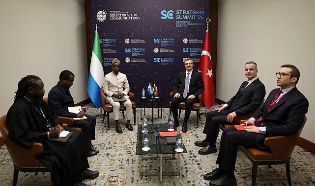 İletişim Başkanı Duran, Sierra Leone Enformasyon ve Yurttaşlık Eğitim Bakanı Bah ile görüştü