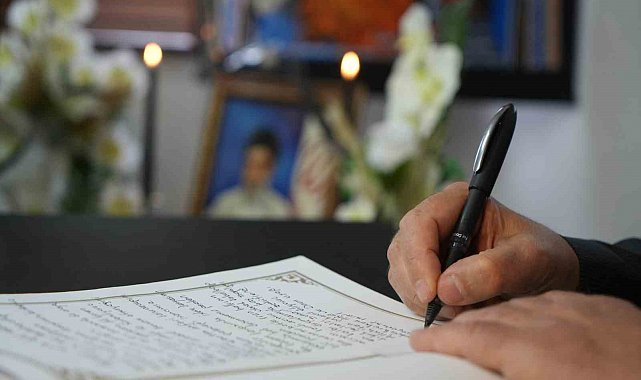 İran'ın Erzurum Başkonsolosuğu'nda taziye defteri açıldı