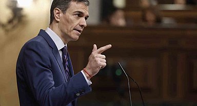 İspanya Başbakanı Sanchez: "ABD'nin Irak'taki hukuk dışı savaşından çok daha kötüsüyle karşı karşıyayız"