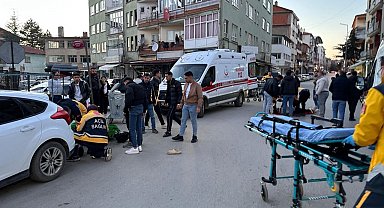 Isparta'da aydınlatma direğine çarpan motosikletteki 2 kişi yaralandı