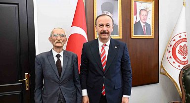 Isparta'da bir vatandaş Savunma Sanayii Destekleme Fonu'na 100 bin lira bağışladı