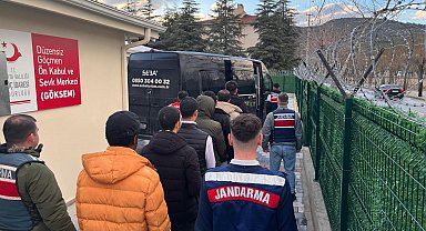 Isparta'da düzensiz göç operasyonlarında bir ayda 60 kişi yakalandı