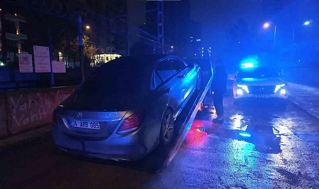 İstanbul Emniyeti'nden trafikte sıfır tolerans: Takipten kaçamadı
