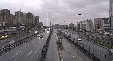 İstanbul'da bayram sabahı yollar boş kaldı