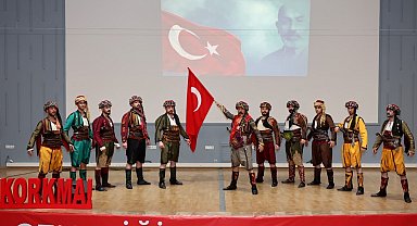 İstiklal Marşı'nın kabulü dolayısıyla tören yapıldı