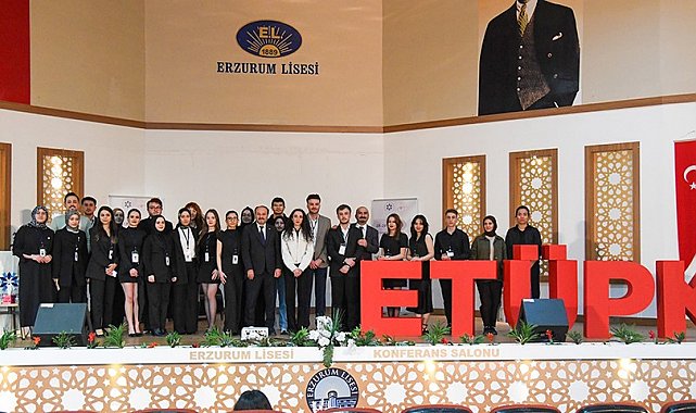 IV. ulusal ETÜ psikoloji öğrenci zirvesi "Terapi odasının kapıları aralanıyor" temasıyla gerçekleştirildi