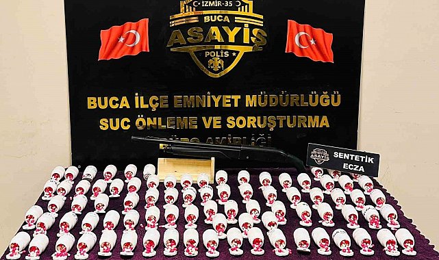 İzmir'de 5 bine yakın uyuşturucu hap ele geçirildi