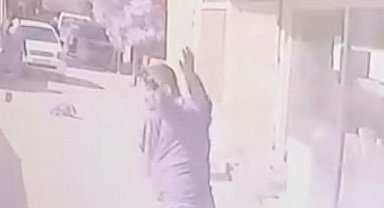 İzmir'de alacak verecek kavgası kanlı bitti: 1 yaralı