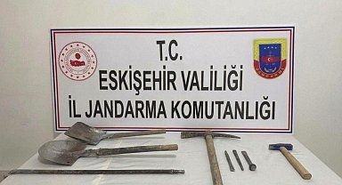 Kaçak kazı yapan 3 şüpheli suçüstü yakalandı