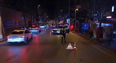 Kadıköy'de gece denetimleri: 1.2 milyon TL ceza, 159 araç trafikten men