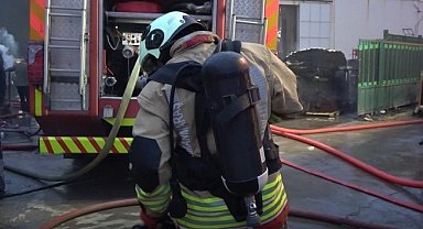 Kahramanmaraş'ta yangına müdahale eden itfaiye eri darbedildi