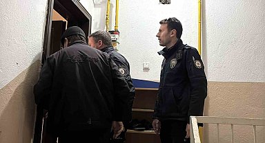 Kanser hastası yaşlı adam evinde can verdi, polis inceleme başlattı