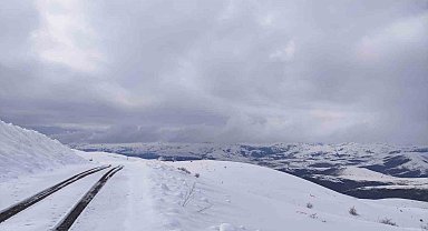 Kar yağışı Aşkale'de yeniden etkili oluyor