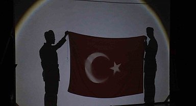 Karaman'da Çanakkale Zaferi'nin 111. yılına özel gölge tiyatrosu
