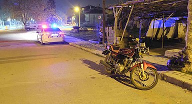 Karaman'da polis ve motosikletli arasında yaşanan kovalamaca film sahnelerini aratmadı