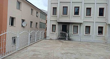 Kars Belediyesi elektriksiz kaldı