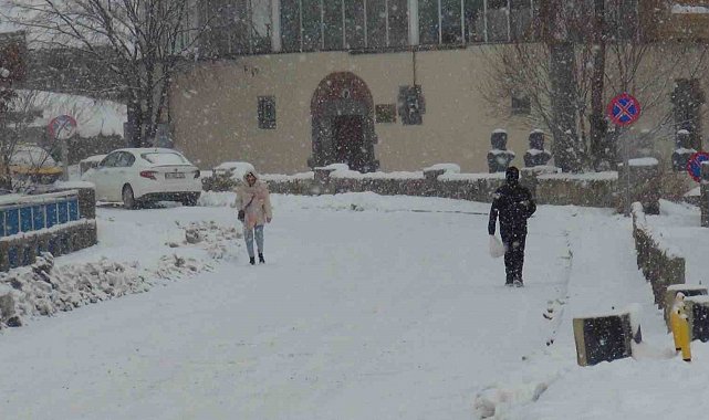 Kars martta beyaza büründü