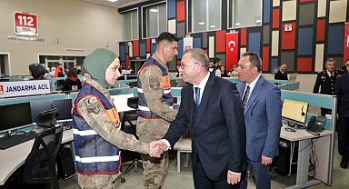 Kars Valisi Ziya Polat'tan 112 Acil Çağrı Merkezi'ne bayram ziyareti