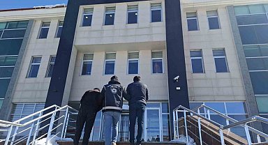 Kars'ta göçmen kaçakçılığı operasyonu: 2 organizatör ve 7 düzensiz göçmen yakalandı